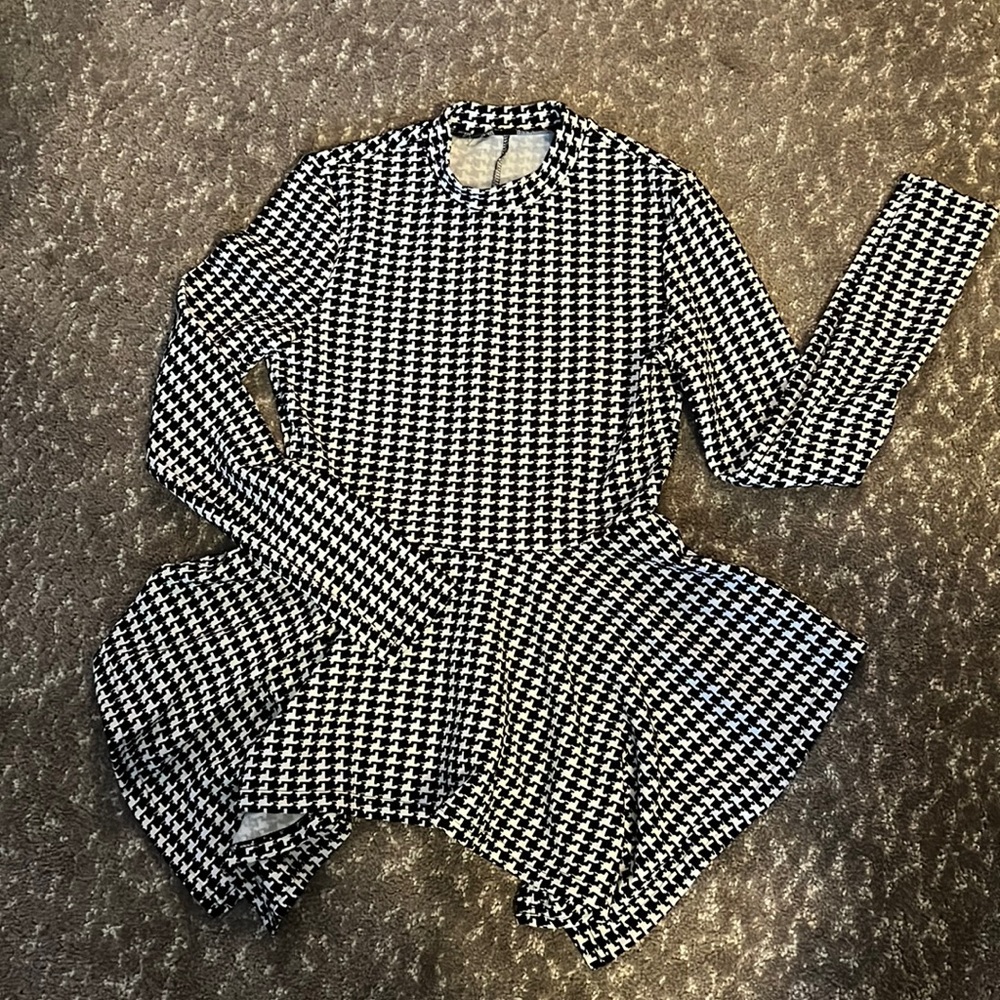 Elegant Round Neck Long Sleeve Pullovers Asymmetrical Hem Peplum Tops
